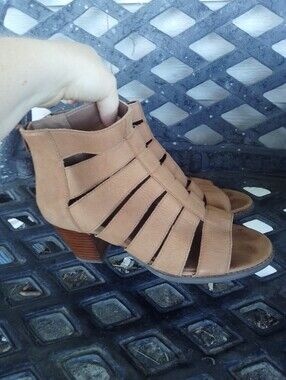Vionic Boot Sandals
